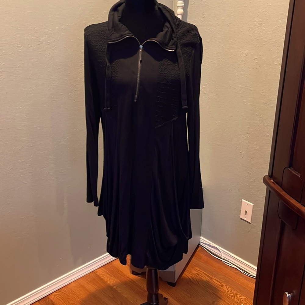 Black Kenzie Tunic Top with beautiful Crochet detail